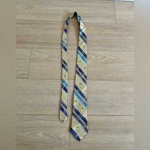 Harve Benard 100% Silk Tie